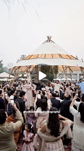 YSDC Wedding Choreography on Instagram: "This Flashmob though!!! 😍 Always expect the unexpected when it comes to this epic family! ⭐️

A flashmob that started from the bar, made its way into the crowd & finally brought everyone to the dance floor..AN ABSOLUTE HIT!
.
.
.
Choreo: @ysdcweddingchoreography
Planners: @nankichawlaevents
Bartenders: @iambehindbars 
Wedding: #NixGotAbs @nixkapoor
.
.
.
.
#weddings #weddingchoreography #weddingchoreographers #indianweddings #flashmob #flashmobdance #dancers #dancevideo #couplegoals #bridegroomdance @wedmegood @weddingsutra @weddingbazaarofficial" Flashmob Dance, Wedding Choreography, Bride Groom Dancing, Expect The Unexpected, Flash Mob, The Unexpected, The Dance, Dance Floor, The Bar