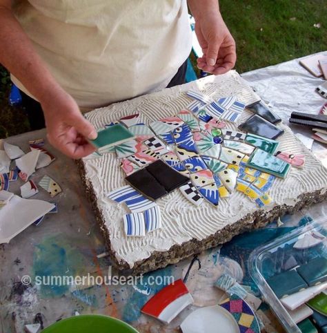 Process, Mosaic Stepping Stone Tutorial, summerhouseart.com Garden Mosaics, Mosaic Stepping Stone, Stepping Stones Diy, Mosaic Stepping Stones, China Crafts, Mosaic Garden Art, Mosaic Stained, Mosaic Madness, Pebble Mosaic