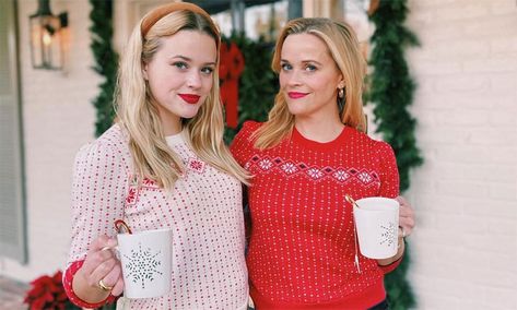 They are hard enough to tell apart at the best of times, but when Reese Witherspoon and her... Reese Witherspoon And Ava Phillippe, Ava Elizabeth, Ava Phillippe, Celebrity Children, Shaved Hairstyles, Heather Graham, Sleigh Bells, Eddie Murphy, Milla Jovovich