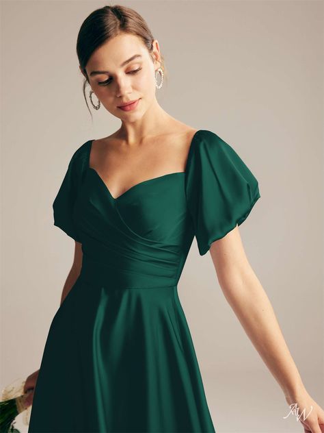 Bridesmaids Colors, Hunter Green Bridesmaid Dress, Bridesmaid Dresses With Sleeves, Perfect Bridesmaid Dress, Bridesmaid Dress Styles, Green Bridesmaid, Green Bridesmaid Dresses, Satin Bridesmaid Dresses, Custom Size Dresses