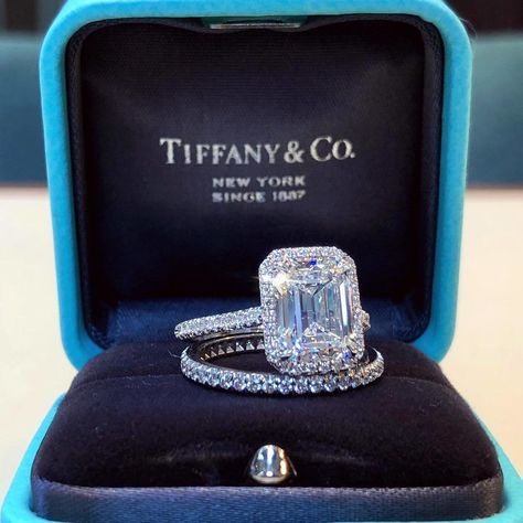 Tiffany Jewellery, Rings Tiffany And Co, Tiffany Engagement, Tiffany Engagement Ring, Tiffany Jewelry, Diamond Anniversary Rings, Diamond Anniversary, Tiffany And Co, Double Tap