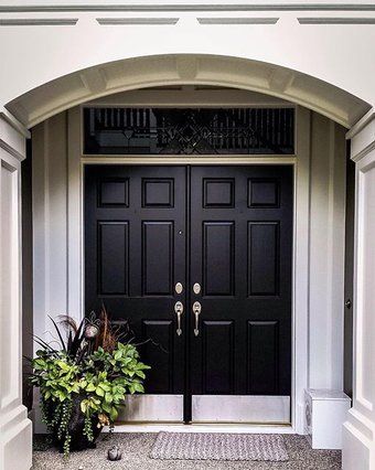 Tricorn Black SW 6258 - Sherwin-Williams Pintu Ganda, Front Entrance Decor, Tricorn Black, Tan House, Black Front Door, Dramatic Entrance, Black Shutters, Front Door Paint Colors, Door Colors