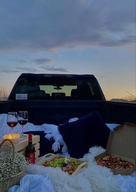 Back Truck Date Night, Tent Date Ideas, Date Night Back Of Truck, Truck Picnic Date Night, Things To Do During Fall With Boyfriend, Pickup Truck Bed Date Night, Picnic In Bed, Fall Couple Activities Date Ideas, Truck Bed Camping Romantic Date Ideas