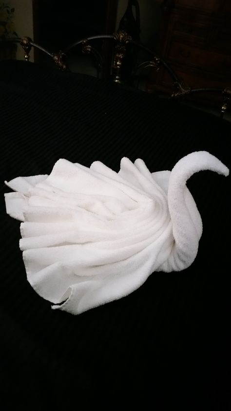 Towel Swan. Swan Napkin Folding, Make Bed Like Hotel, Towel Swan, Dining Etiquette, Napkin Folding, How To Make Bed