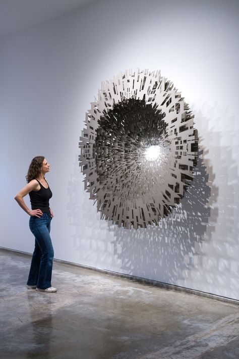 阿克 – 大卫·斯普里格斯 --- AKER – DAVID SPRIGGS David Spriggs, Metal Sculpture Wall Art, Glass Wall Sculpture, Bowen Island, Building Concept, Architecture Ideas, Broken Glass, Metal Art Sculpture, Wall Sculpture Art