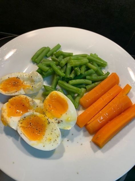 Soft Boiled Egg Meals, Healthy Boiled Eggs Recipes, Boiled Egg Lunch Ideas, Boiled Eggs Meal, Boiled Egg Dinner, Boiled Egg Meals, Boiled Eggs Breakfast, Soft Boil Eggs, Healthy Dinner Recipes For Weight Losing