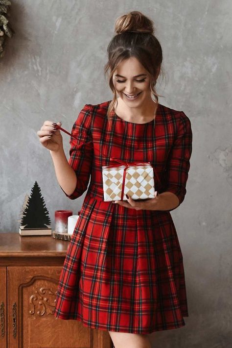 Luxury Christmas Dresses That Will Blow Your Mind ★ X Mas Dress For Women, Xmas Dresses For Women Outfit Ideas, Red Christmas Dress Outfit, Christmas Outfit Ideas For Women Dresses, Christmas Dress Outfit Ideas, Christmas Dress Ideas For Women, Check Design Dress, Red Plaid Dress Outfit, Christmas Dress For Teens