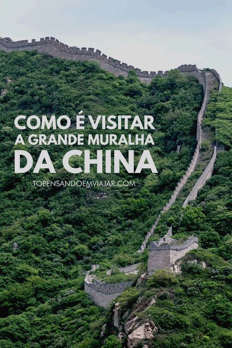 Visitar a Grande Muralha do China é desejo frequente entre os viajantes. A Grande Muralha da China é uma das estruturas mais impressionantes feitas pelo homem até hoje e pode ser visitada em uma curta viagem a partir de Pequim. 7 World Wonders, Man Cave Must Haves, Holiday China, Explore China, China Culture, Visit China, Great Wall Of China, Travel Reading, Fantasy Places