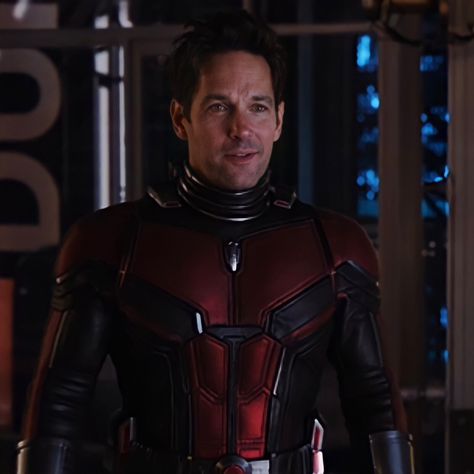 Scott Lang Wallpaper, Scott Lang Funny, Scott Lang Aesthetic, Marvel Scrapbook, Scott Lang Icon, Marvel Script, Paul Rudd Ant Man, Ant Man Scott Lang, Thing Marvel