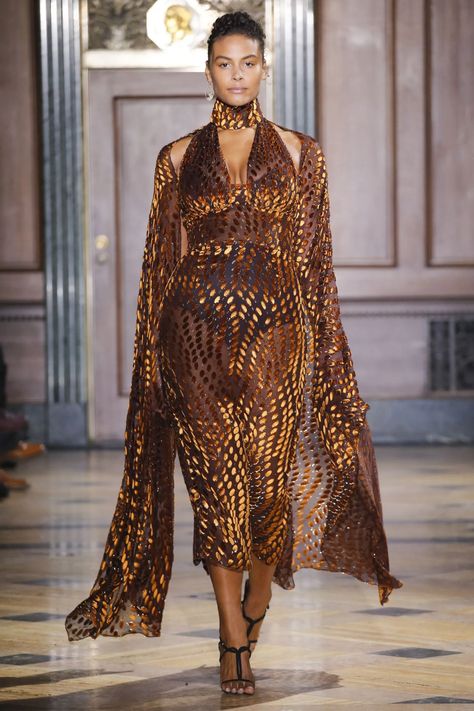 Plus Size Couture, Sophie Theallet, Nyc Fashion Week, Designer Runway, Fall Fashion 2016, Plus Size Fall, African Inspired Fashion, Plus Size Models, 2016 Fashion