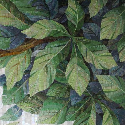 Mosaic Leaves, Botanical Interior, Green Wallpapers, Tile Artwork, Modern Mosaics, Mosaic Murals, Floral Mosaic, Leaf Plant, Custom Mosaic