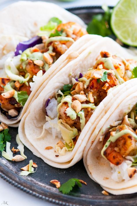 Thai Shrimp Tacos - Aberdeen's Kitchen Pork Carnitas Recipe, Thai Shrimp, Shrimp Taco Recipes, Thai Chili Sauce, Thai Chili, Carnitas Recipe, Avocado Sauce, Pork Carnitas, Salad Ideas