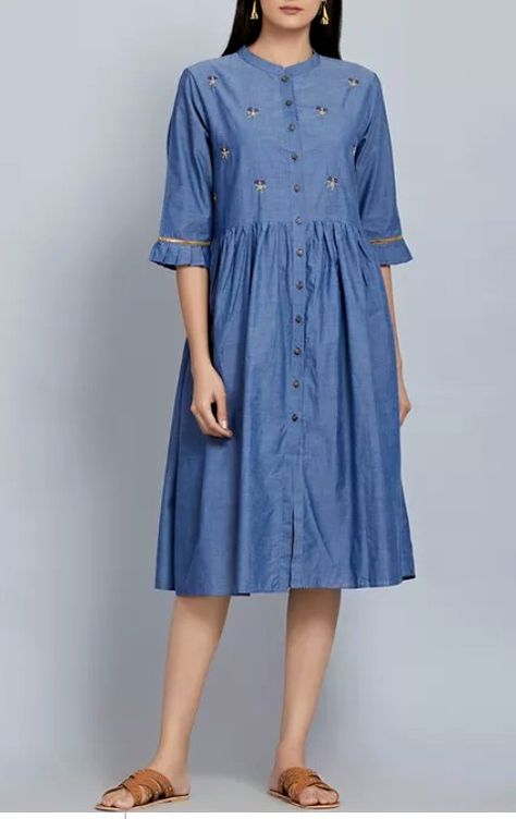 Denim Frocks For Women, Denim Kurti Designs, Frocks For Women, Denim Kurti, Dress Kurti, Simple Frock Design, Western Top, Simple Frocks, Stylish Short Dresses