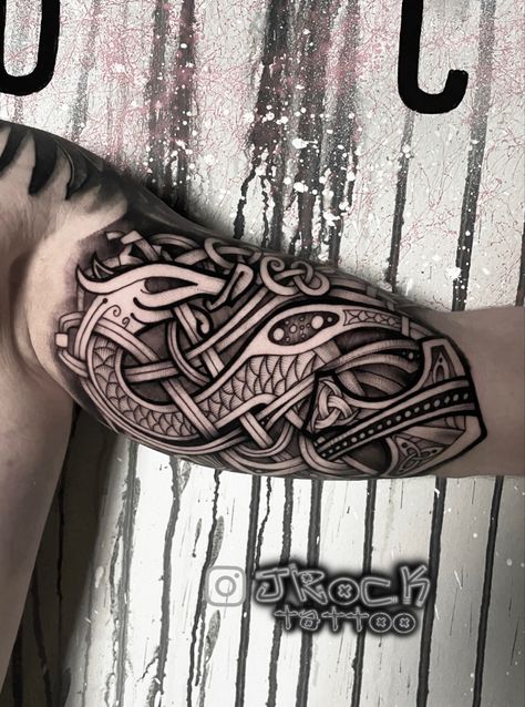 Viking pattern tattoo on the bicep! The intricate design features traditional Nordic patterns and symbols, each with their own unique meanings. From the runes to the knots, this tattoo pays homage to Viking culture and mythology. If you're looking for Viking style tattoo ideas, this one is definitely worth considering. I think the bicep is a great location for tattoos on arms for guys! What do you think of this tattoo on arm biceps? Let me know in the comments! And if you're interested in learni Forarm Tattoos Viking, Viking Bicep Tattoo, Viking Pattern Tattoo, Nordic Forearm Tattoo Men, Nordic Forearm Tattoo, Viking Style Tattoo, Arm Tattoo Viking, Inside Bicep Tattoo Mens, Tattoo Biceps