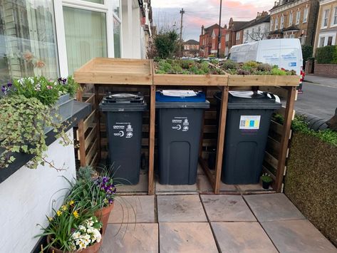 Build your own living roof bin store – Little Terraced House Bin Store Garden, Bin Shed, Wood Inspiration, Photo Pinterest, Living Roofs, Bin Store, Have Inspiration, Garden Care, Diy Tips