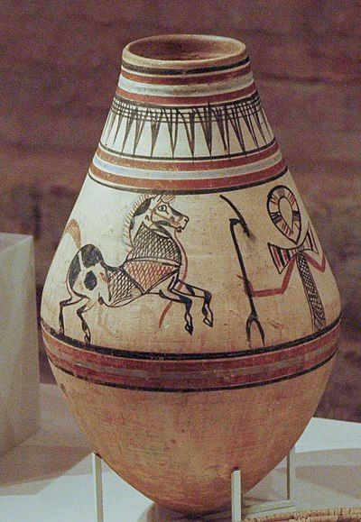 Ancient Egyptian pottery - Wikipedia Pompeii Artifacts, Nubia Egypt, Nubian Culture, Ancient Kush, Ancient Nubia, Ancient Africa, Coil Pots, Egyptian Artifacts, Ancient Pottery