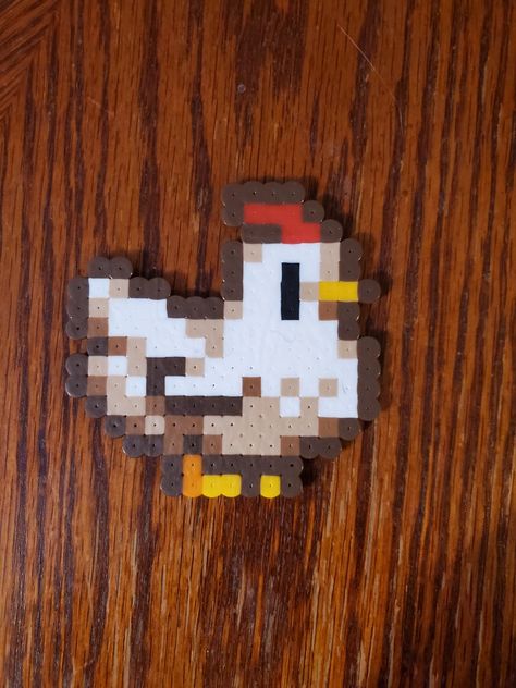 Peeler Bead Chicken, Stardew Valley Chicken Pixel Art, White Perler Bead Patterns, Chicken Perler Bead Patterns, Perler Beads Chicken, Stardew Valley Diy Crafts, Stardew Valley Hama Beads, Chicken Perler Beads, Fuse Bead Art