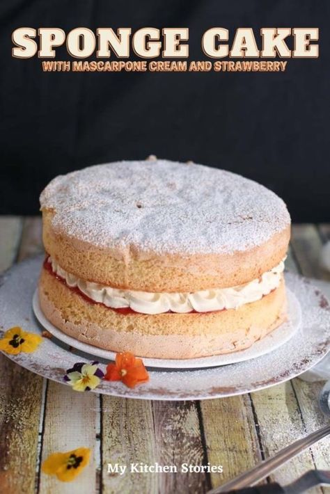 Strawberry And Cream Sponge Cake, Light Sponge Cake Recipe, Easy Sponge Cake, Genoise Sponge, Strawberry Sponge Cake, Cake Sponge, Chocolate Almond Cake, Sponge Recipe, Craft Recipes