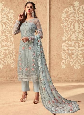 Shop Designer Churidar Suits and Churidar Kameez Online– Lashkaraa Pakistani Suit With Pants, Anarkali Lehenga Gowns, Celana Fashion, Indian Wedding Lehenga, Anarkali Lehenga, Palazzo Suit, Pakistani Salwar Kameez, Indian Clothing, Pant Suit