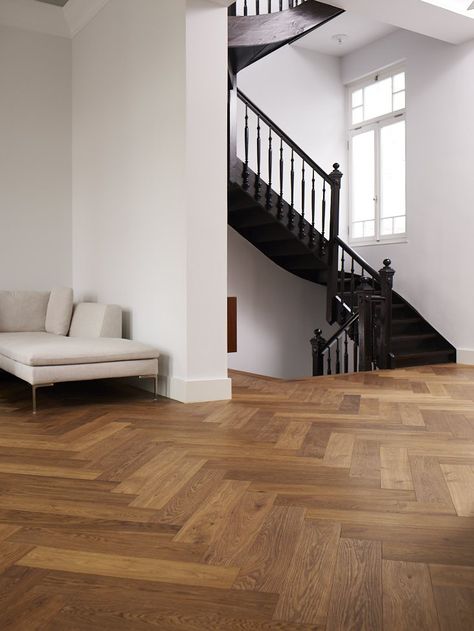 #stairs Living Room Floor, Parket Floor Modern, Chevron Parquet Flooring, Wood Flooring Ideas, Oak Herringbone Floor Hallway, Engineered Hardwood Flooring Herringbone, Oak Flooring Herringbone, Wooden Floor Fishbone, Wooden Flooring Herringbone Pattern