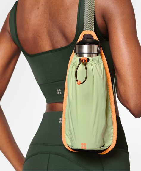 Upcycling, Belt Bag Pattern, Yoga Water Bottle, Activewear For Women, Chalk Bags, Water Bottle Holder, Water Bottle Holders, Bike Bag, Running Leggings