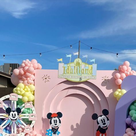 J backdrops on Instagram: "Vintage Disney#Az#partydecor#supplier#" Disney Pastel Aesthetic, Disneyland Backdrop, Disney Photobooth, Disney Theme Birthday, Pastel Disneyland Party, Disney Theme Birthday Party, Disney Backdrop, Vintage Disneyland Birthday Party Theme, Disneyland Theme Birthday Party