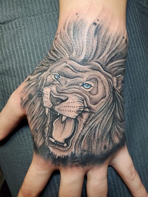 Hand Tattoo For Men, Lion Face Tattoo, Lioness Tattoos, Lion Hand Tattoo, Small Lion Tattoo, Tattoos For Females, Floral Tattoo Shoulder, Lioness Tattoo, Tattoo On Hand