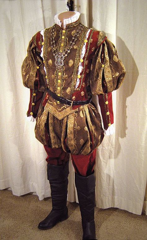 Dressed for court! Handsome men's garb of renaissance style elizabethan tudor tunic ruffle Mens Garb, Elizabethan Costume, Elizabethan Fashion, Tudor Fashion, Tudor Costumes, Don Pedro, Elizabethan Era, Fest Outfits, Medieval Costume