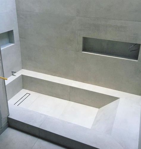 Low Bathtub Shower Combo, Low Profile Bathtub, In Ground Bathtub, Small Bathtub Ideas, Concrete Bathroom Ideas, Bathtub Shower Remodel, Sunken Bath, Concrete Bathtub, Sunken Bathtub