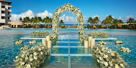 Infinity Pool Wedding, Dreams Playa Mujeres Wedding, Weddings Under 5000, Tropical Honeymoon, Unique Destination Wedding, Dreams Resorts, Pool Wedding, Cancun Wedding, Authentic Wedding