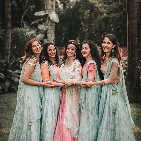 Such a bliss to have this beautiful picture with a Bridal Shower Indian, Indian Wedding Bridesmaids, Bridesmaid Poses, Indian Bride Poses, Bride Friend, Bride Photos Poses, Sisters Photoshoot Poses, Bridesmaid Photoshoot, Indian Wedding Poses