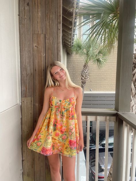 #outfits #summerdresses #dress Hawaii Outfits, Europe Outfits, Italy Outfits, Cute Prom Dresses, Summer Dress Outfits, Preppy Outfits, Looks Vintage, Spring Summer Outfits, Dance Dresses