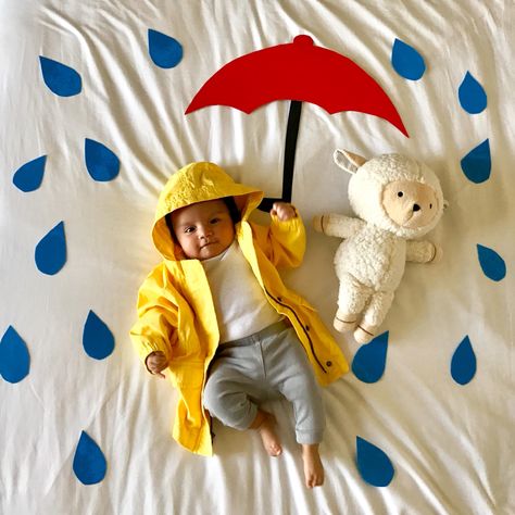 Monthly baby picture | baby rain coat | April showers | 3 months Rain Baby, Baby Photoshoot Ideas, Baby Boy Newborn Photography, Baby Milestones Pictures, Monthly Baby Pictures, Baby Milestone Photos, Monthly Baby Photos, Baby Pictures Newborn, Baby Calendar