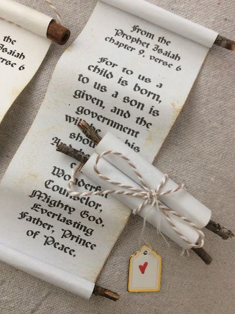 Christian Christmas Diy Decorations, Diy Christmas Gifts Christian, Christmas Vbs Ideas, Christian Christmas Party Favors Diy, Diy Christian Ornaments, Diy Christian Christmas Gifts, Bible Scroll Craft, Diy Christian Christmas Ornaments, Bible Ornaments Diy