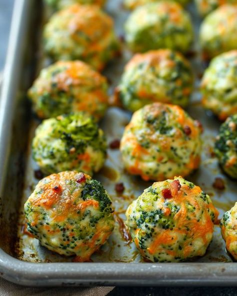 Vegetable Platter Ideas, Broccoli Cheese Balls, Veg Starters, Baked Broccoli, Appetizers Easy Finger Food, Delicious Appetizer Recipes, Best Appetizer Recipes, Food Appetizers, Broccoli Cheese