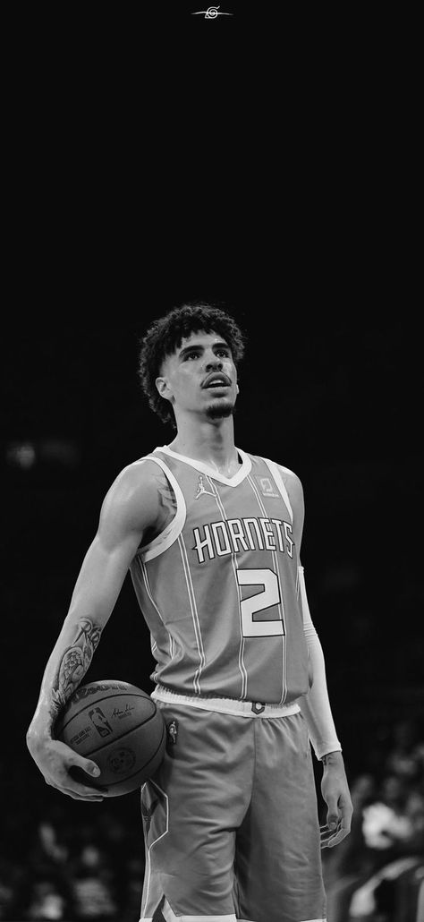 black-and-white Lamelo Ball Wallpaper Aesthetic Iphone, Nba Wallpapers Lamelo Ball, Melo Ball Wallpaper, Ball Brothers Wallpaper, Lamelo Ball Wallpaper Aesthetic, Lonzo Ball Wallpaper, Lemalo Ball, Lamelo Ball Wallpaper, Lamello Ball