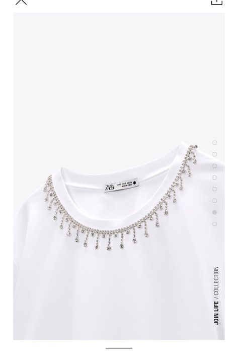 Beaded Shirt, Embellished Shirt, White Tee Shirts, Embroidery Fashion, T Shirt Diy, Girls Fashion Clothes, Fashion Details, Fashion Tees, Casual T Shirts