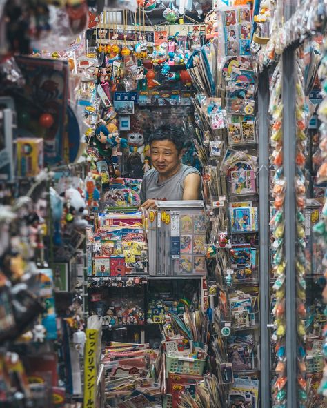 Street Photography Portrait, Street Photography Urban, Street Photography People, City Streets Photography, Fotografi Urban, Výtvarné Reference, Fotografi Kota, 사진 촬영 포즈, Tokyo Street