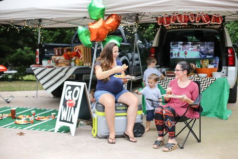 How To Tailgate Like a Pro (with kids of all ages!) How To Tailgate Like A Pro, Kids Tailgate, Baseball Tailgate, Like A Pro, Toddler Toys, Baby Strollers, Football