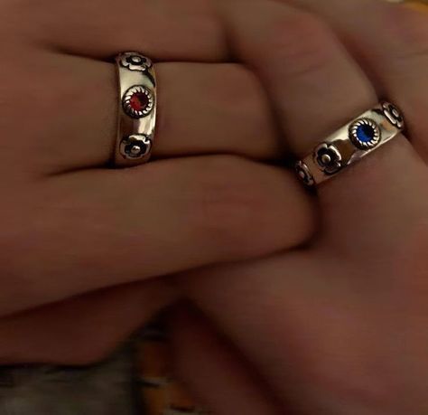 Isao Takahata, Aesthetic Rings, For My Love, Alt Style, Cute Posts, The Director, Film Studio, Couple Jewelry, Howls Moving Castle