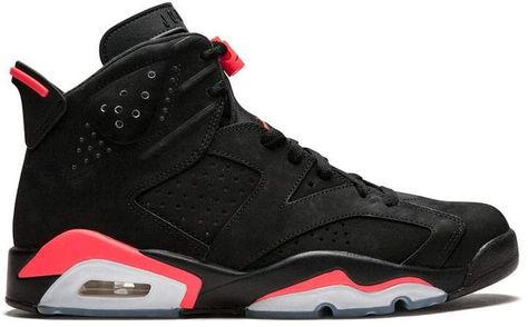 Jordan Air 6 Retro sneakers Retro Jordans, Retro 6, Air Jordan 6 Retro, Jordan 6 Retro, White Chrome, Shoes Sneakers Jordans, Fresh Shoes, Hype Shoes, Air Jordan 6