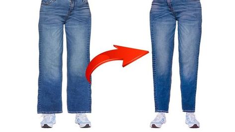 A sewing trick how to taper your jeans in 5 minutes to fit you perfectly! - YouTube How To Peg Jeans, How To Sew A Jeans Pants, How To Taper Jeans Diy, How To Take In Jeans Legs Tutorials, How To Fit Loose Jeans, How To Sew Jeans To Fit, Jeans Fitting Hacks, Tapering Pants, How To Taper Jeans