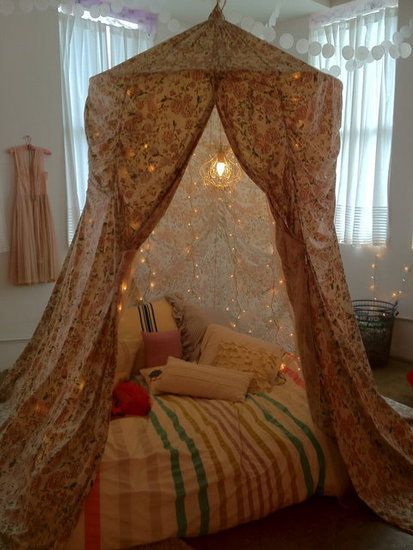 For some good old-fashioned fun, hit the linen closet and construct a fort or tent with sheets and pillows. The process of creating the hideaway is only the beginning; as soon they're done with the hard work, playtime can begin!  Photo: Lisa Horten Cool Forts, Build A Fort, Bed Tent, Meditation Room, My New Room, Over It, Dream Room, New Room, My Dream Home