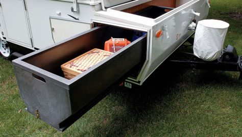 Rockwood Pop-up camper: An example of exterior storage box (with slide-out tray) Pop Up Camper Storage, Pop Up Camper Ideas, Pop Up Camper Accessories, Camper Mattress, Trailer Hacks, Best Pop Up Campers, Noodle Hacks, Pop Up Campers, Pop Up Camper Trailer