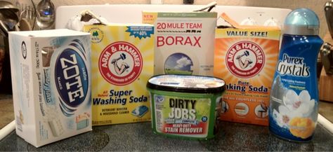 Crafting and Baking and Sewing... Oh, my!: Homemade Laundry Detergent Powder Laundry Soap, Homemade Laundry Detergent Liquid, Diy Laundry Soap, Laundry Detergent Recipe, Laundry Scent Boosters, Laundry Soap Homemade, Diy Laundry Detergent, Powder Laundry Detergent, Laundry Scents