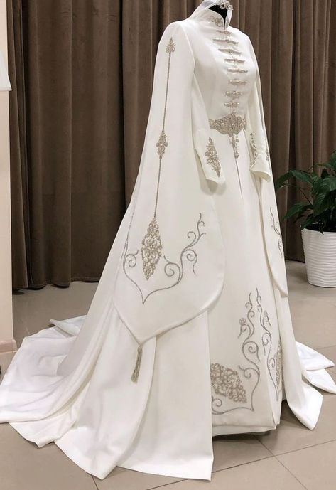 Pin on kafkas Gaun Abad Pertengahan, Baju Kahwin, Old Fashion Dresses, Engagement Inspo, Mode Abaya, Fantasy Dresses, Fantasy Gowns, Fairytale Dress, Wedding Formal