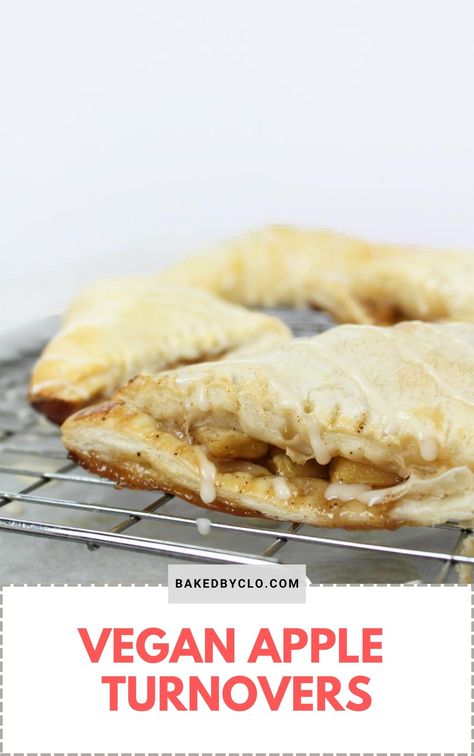 Vegan Apple Turnovers Vegan Apple Turnovers, Puff Pastry Apple Turnovers, Apple Turnovers With Puff Pastry, Turnovers With Puff Pastry, Vegan Puff Pastry, Apple Turnover Recipe, Puff Pastry Apple, Apple Puff Pastry, Turnover Recipes