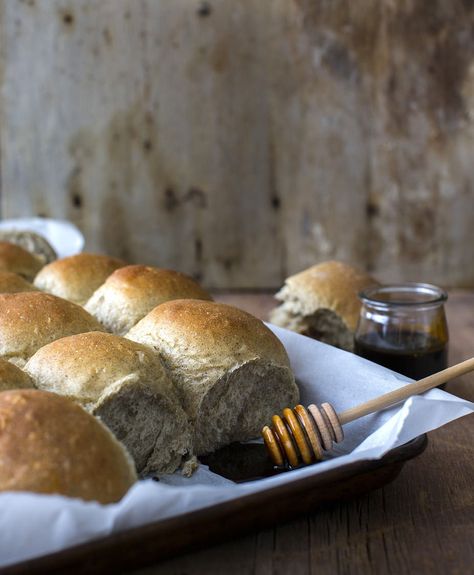 Honey Rolls, Buckwheat Flour Recipes, Buckwheat Honey, Buckwheat Bread, Buckwheat Recipes, Winter Meals, Dinner Roll, Family Baking, Baking Goods