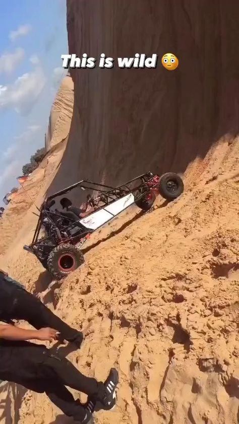 Funny Accidents, Wow Video, Rock Crawler, All-terrain Vehicles, Crazy Funny Videos, Amazing Cars, Life Images, Super Cars, Muscle Cars