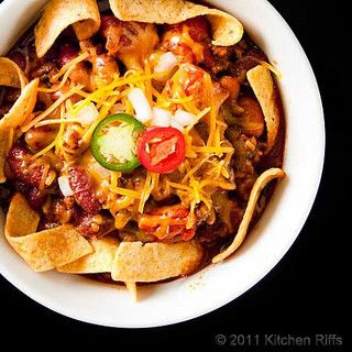 Want this now! What's #chiliday without Frito Pie 2 by kitchenriffs, via Flickr Fritos Pie, Low Budget Meals, Chili Beans, Frito Pie, Turnover Recipes, Chilli Recipes, Winter Comfort Food, Yeah Yeah, Dinner Plan